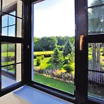 With Fireplace And Private Garden * Polanow