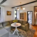 With Fireplace And Private Garden Villa *