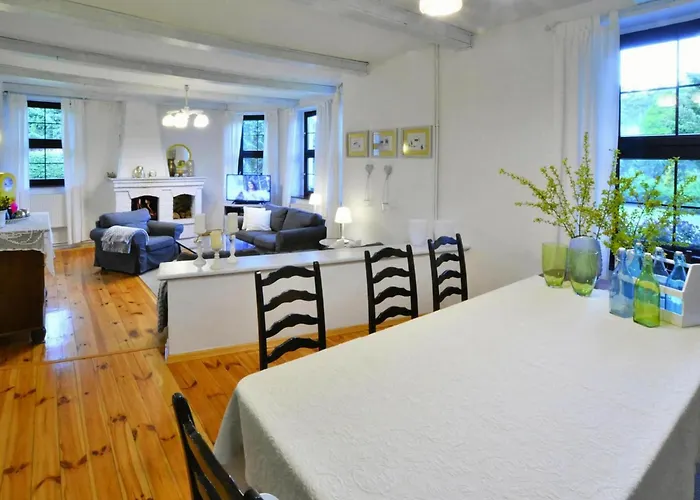 Villa With Fireplace And Private Garden *