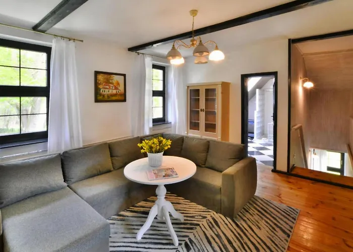 With Fireplace And Private Garden Villa *